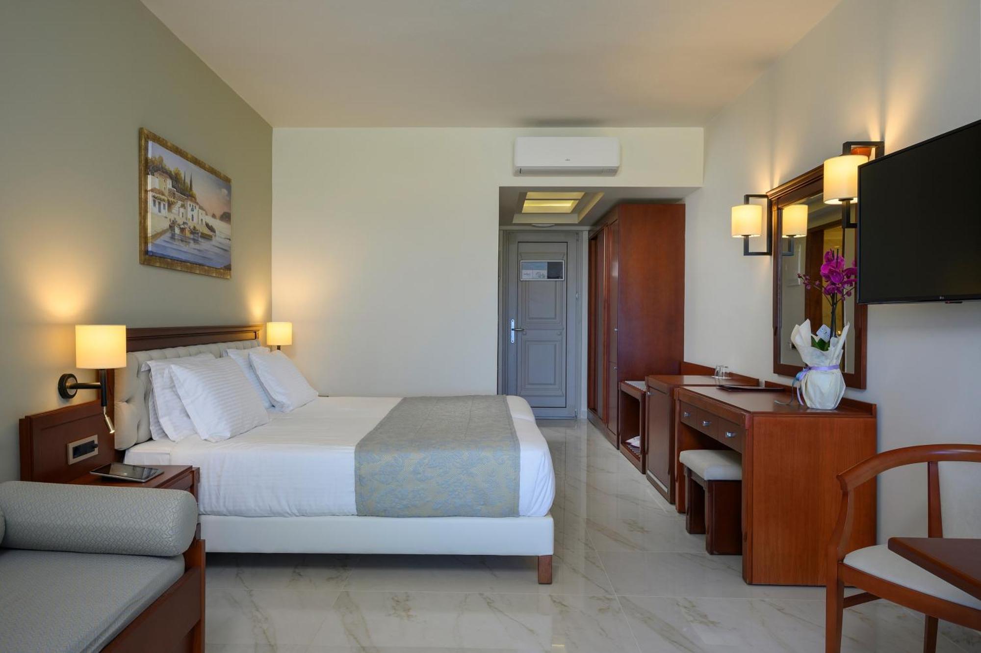 Vantaris Palace Paralia Kourna المظهر الخارجي الصورة