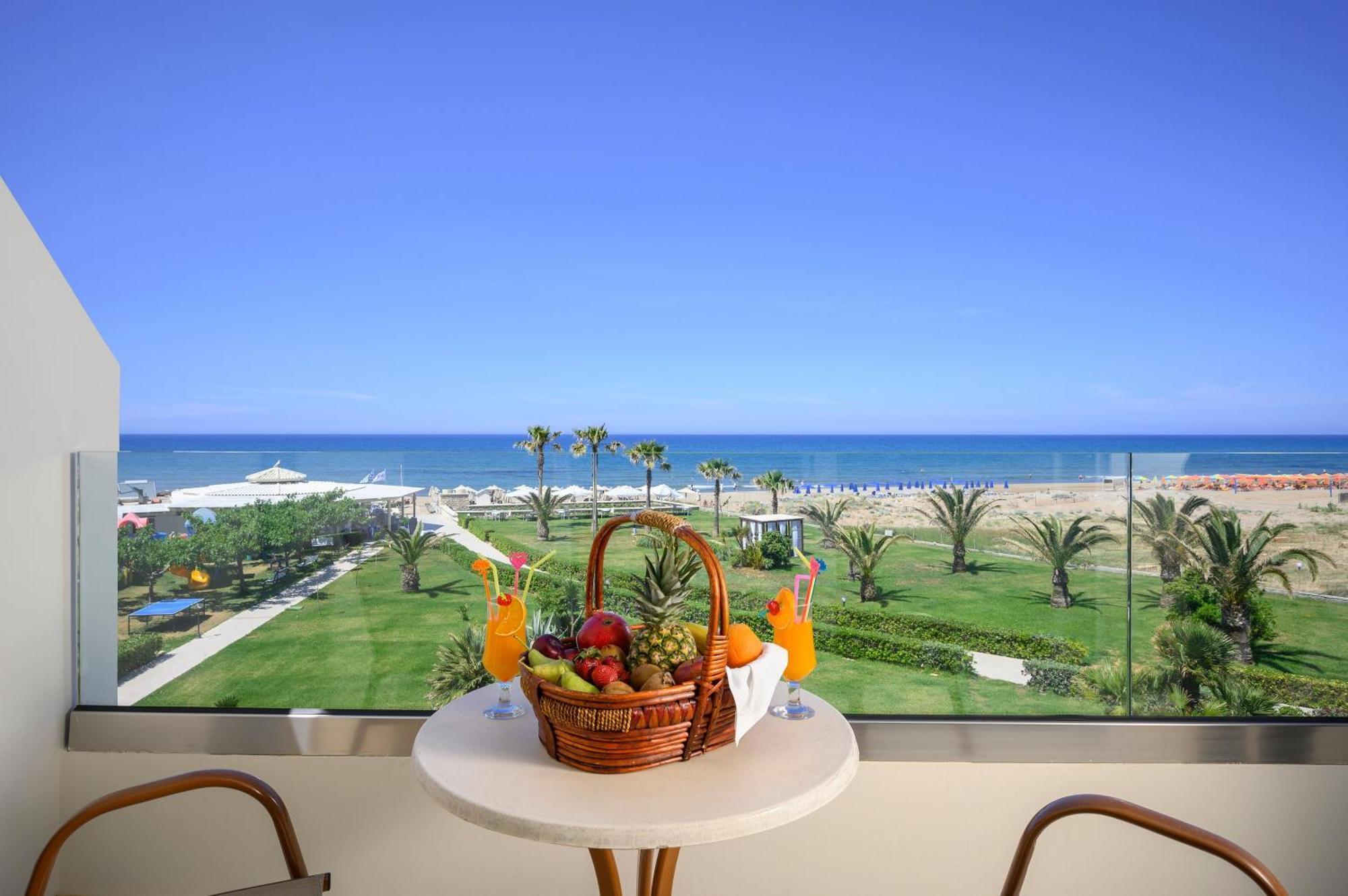 Vantaris Palace Paralia Kourna المظهر الخارجي الصورة
