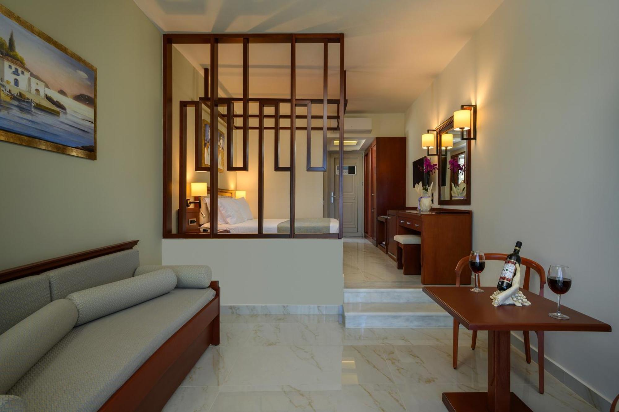 Vantaris Palace Paralia Kourna المظهر الخارجي الصورة
